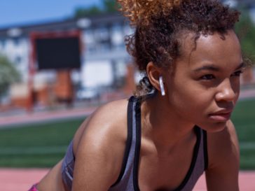 7 Nonjudgmental Fitness Apps To Download To Help Achieve Your Exercise Goals