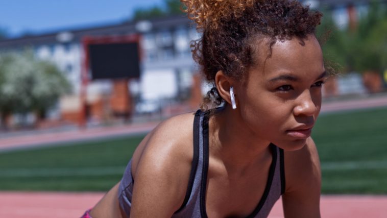 7 Nonjudgmental Fitness Apps To Download To Help Achieve Your Exercise Goals